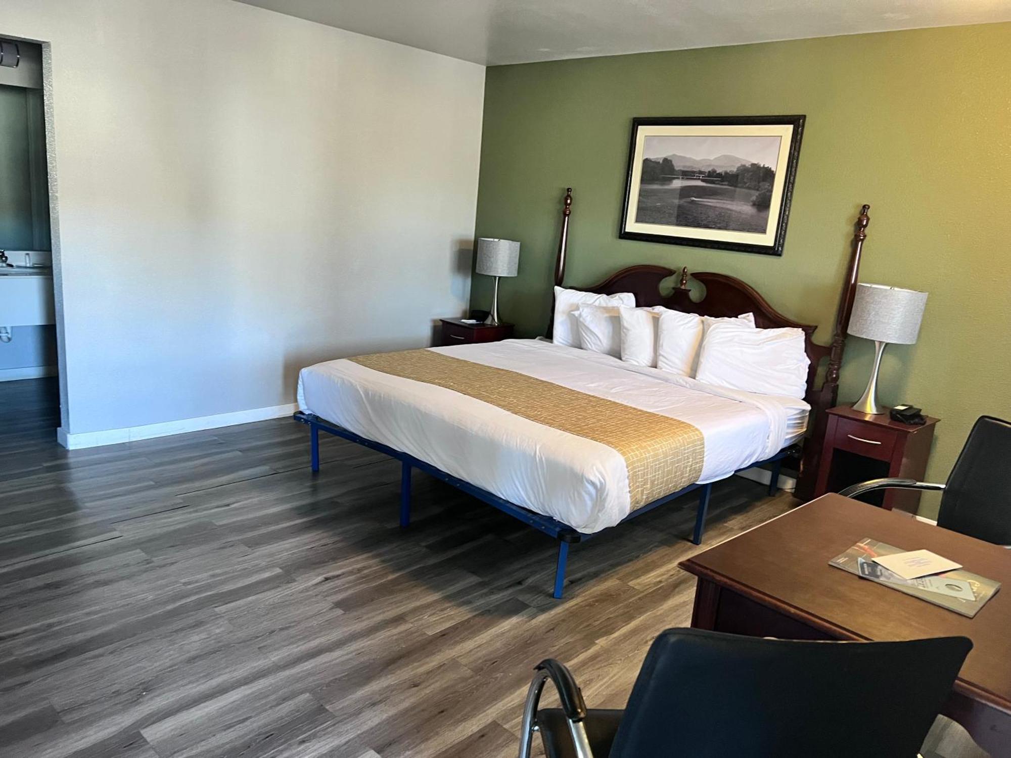 Travelodge By Wyndham Redding Ca Exteriér fotografie