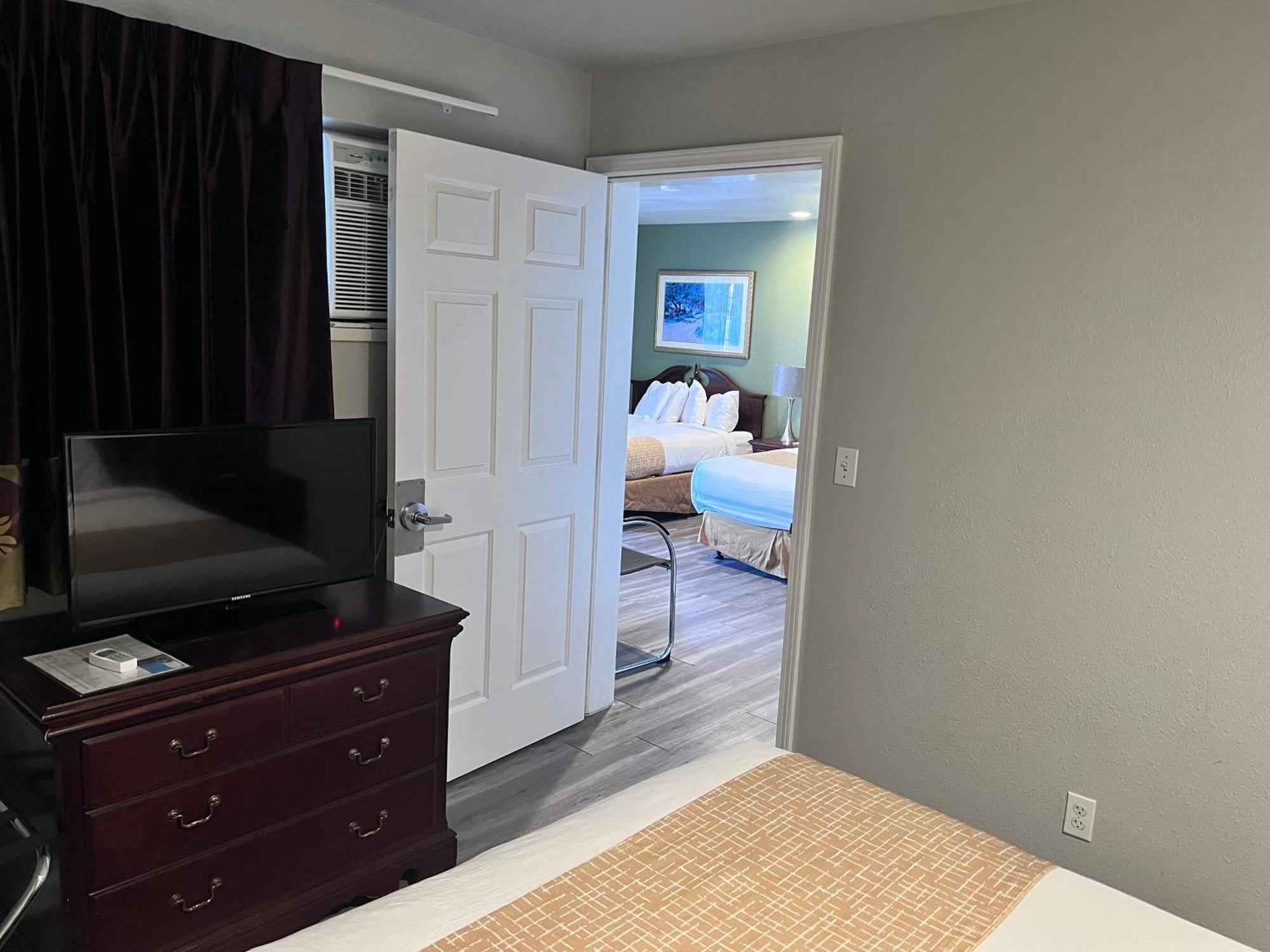 Travelodge By Wyndham Redding Ca Exteriér fotografie