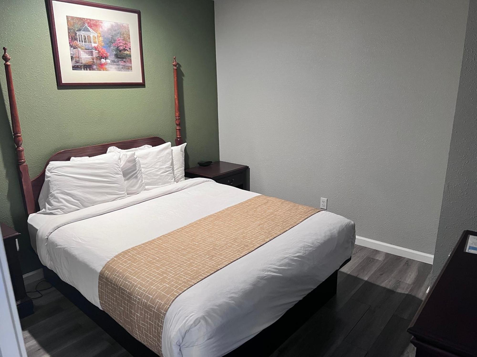 Travelodge By Wyndham Redding Ca Exteriér fotografie