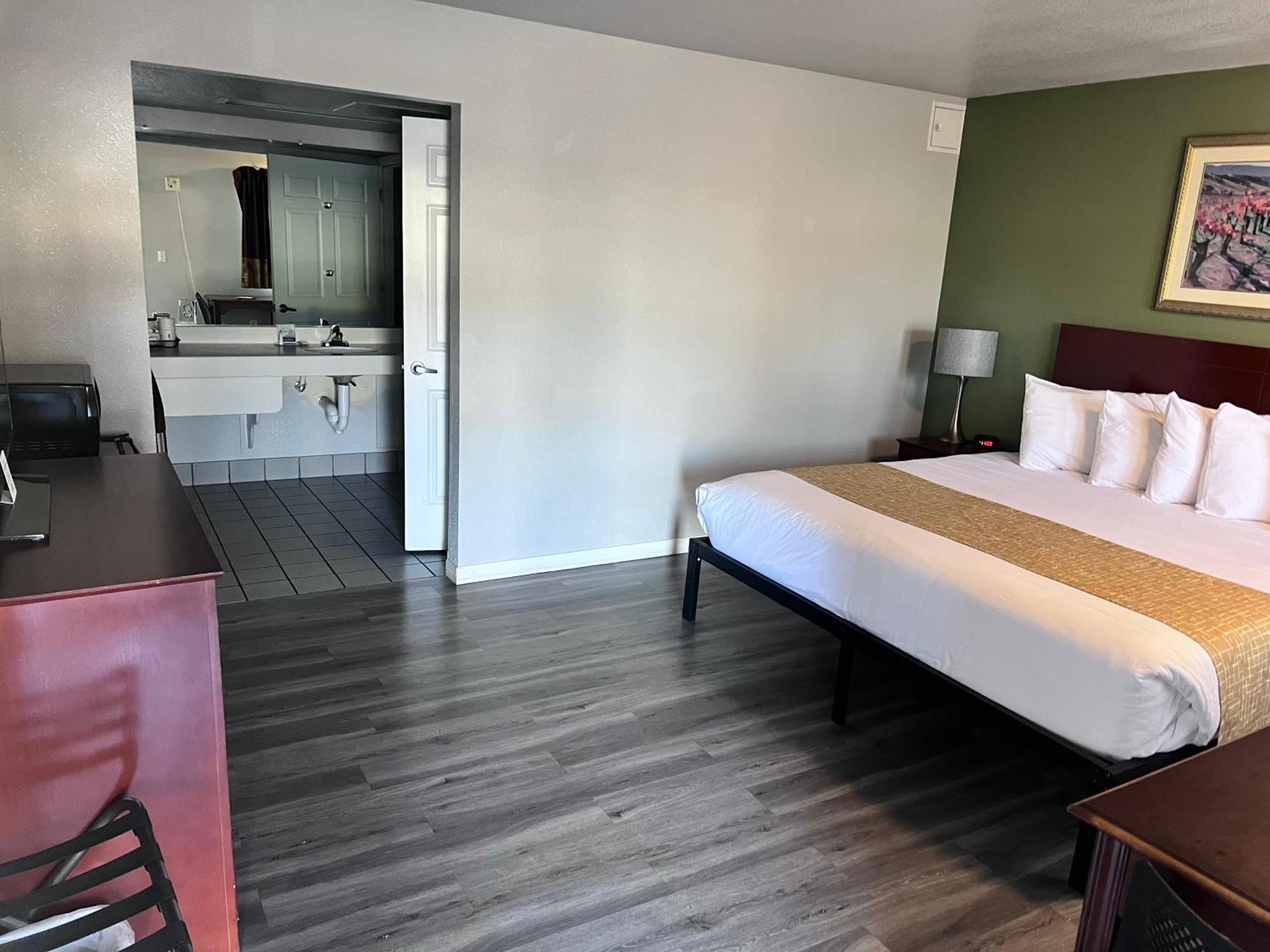 Travelodge By Wyndham Redding Ca Exteriér fotografie